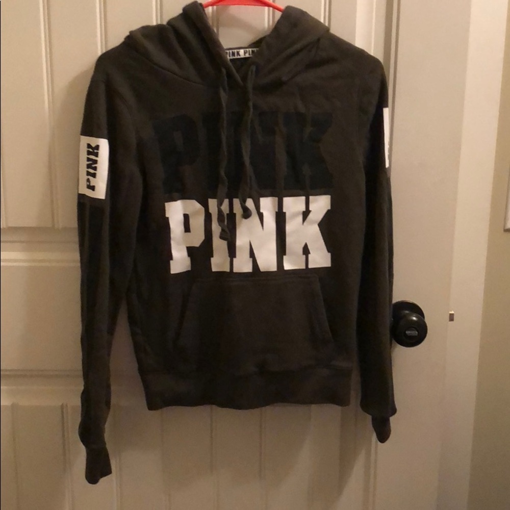 vs pink sweatshirt